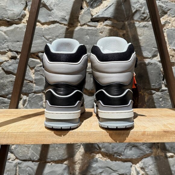Louis Vuitton Black Grey LV Trainer 408 High-top Sneakers - Picture 5 of 13